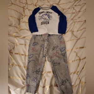 Kids clothes